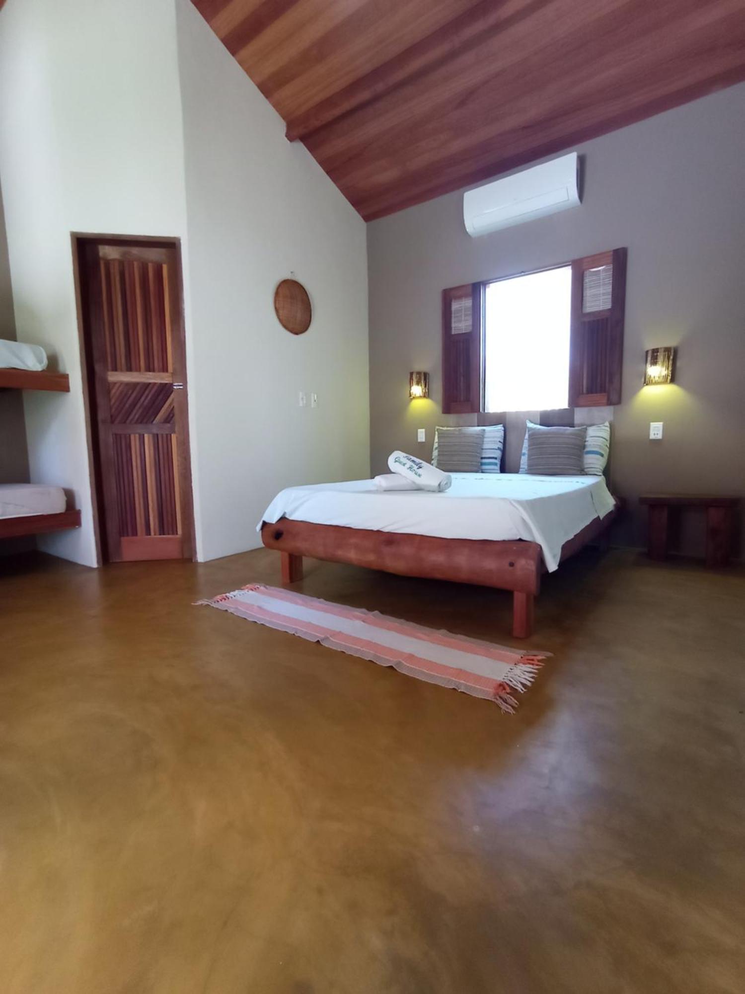 Family Guest House Velha Boipeba Экстерьер фото